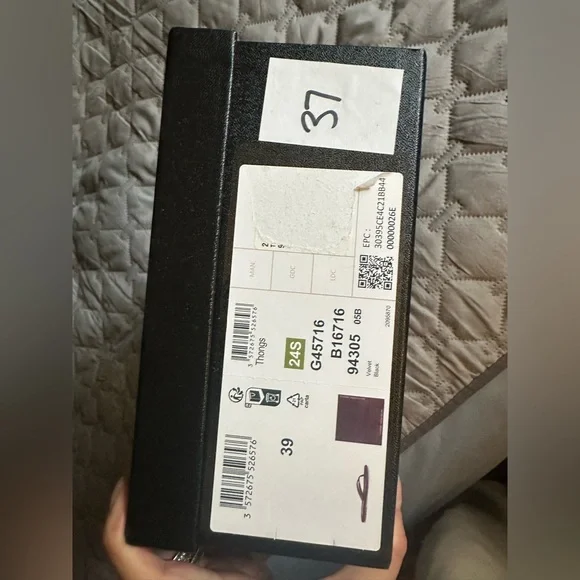 24S Chanel velvet flip flops thong 39 - Picture 3 of 5